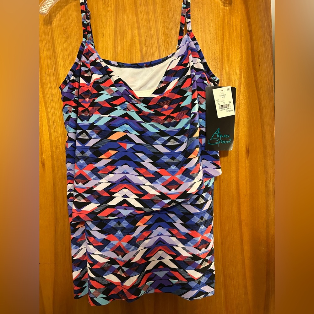 *NWT* multicolored bathing suit top